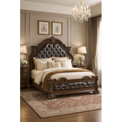 Lit traditionnel en cuir Chamberlain