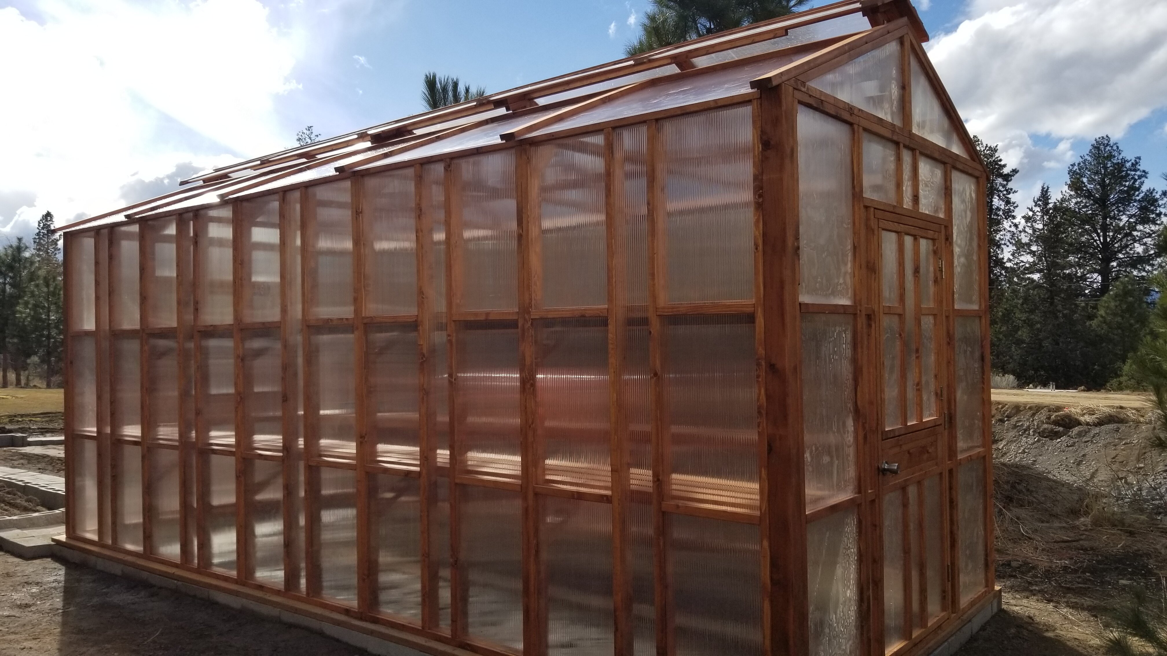 NW Green Panels Lifestyle Package 8'7'' W x 16'7'' D Greenhouse Kit ...