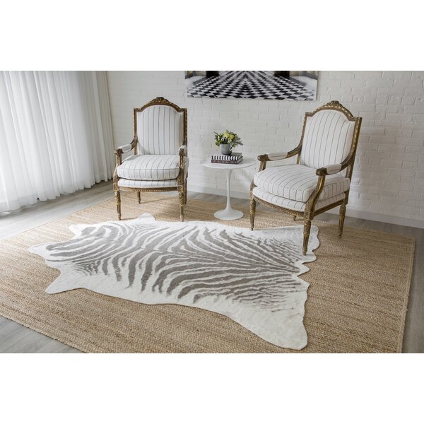 Zebra Bath Rug Kavka Designs Color: Pink