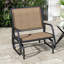 Fauteuil oscillant Outsunny, fauteuil oscillant avec structure en métal et tissu maillé respirant, accoudoirs courbés et structure en acier pour le jardin, la piscine, la cour, le balcon, brun clair-1845701308