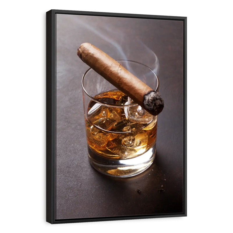Cigare sur verre à whisky, Cadre flottant noir, 27 po x 40 po