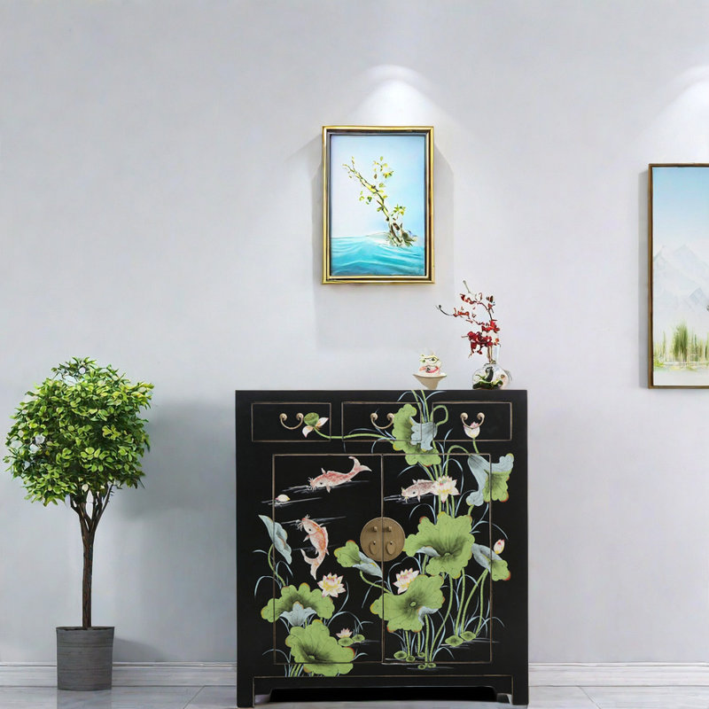 Armoire d'appoint peinte