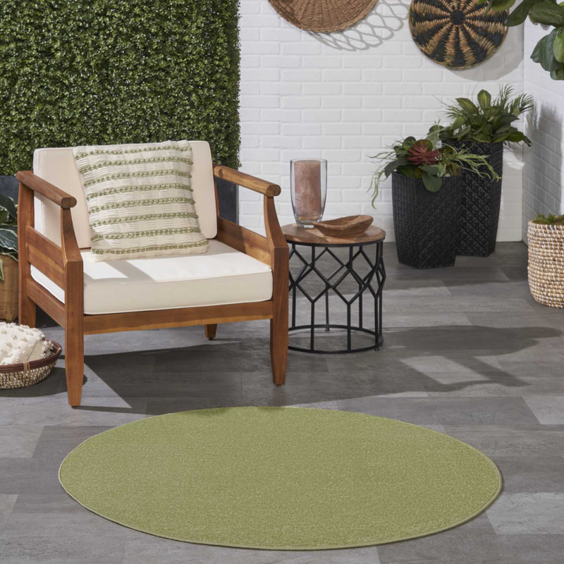 Mullican Sandy Solid Green Easy Care Indoor/Outdoor Area Rug, Round 4'