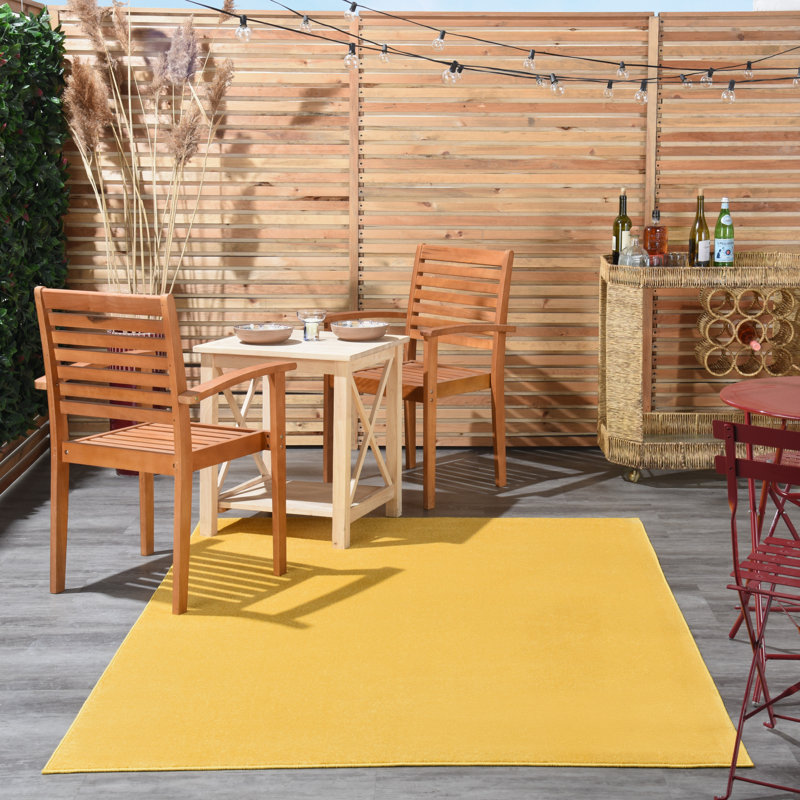 Tapis intérieur / extérieur jaune Nourison Essentials, Rectangle 5 pi x 7 pi