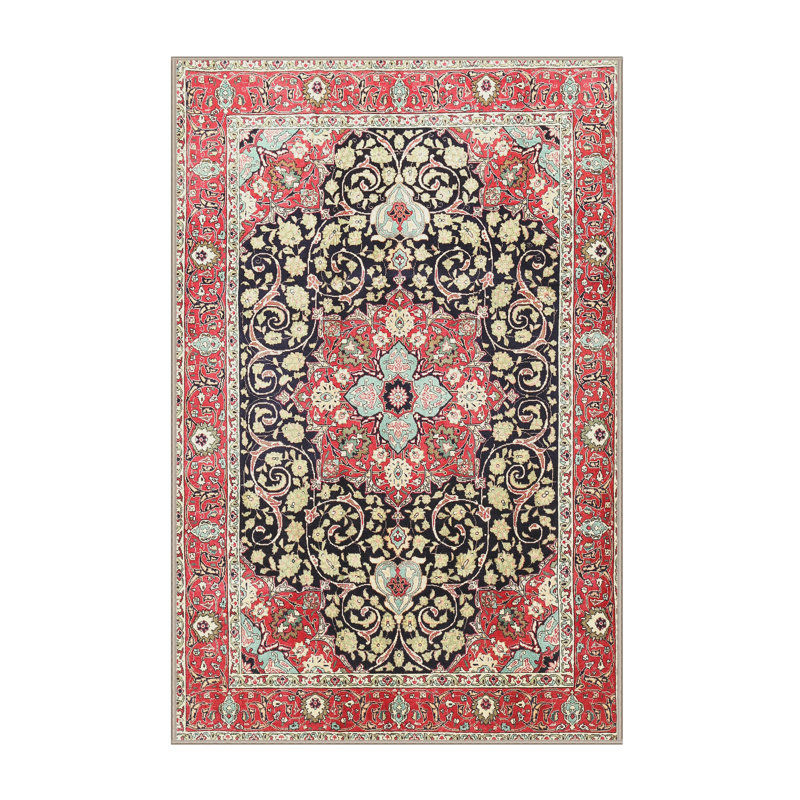 Zaara Oriental Indoor Rug, Rectangle 7' x 9'