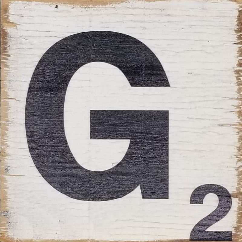 Lettre décorative murale, G