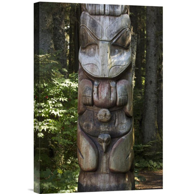 " Tlingit Totem Pole "