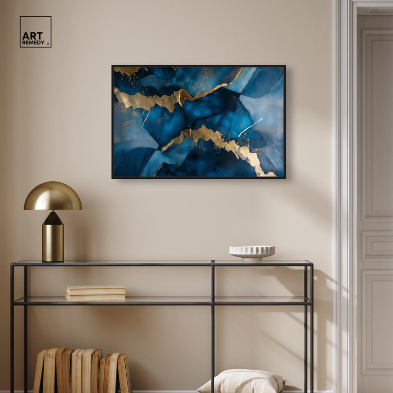 "Dark Blue Texture with Golden Touch III", art mural bleu par , H 21 po x l 31 po, Cadre flottant noir