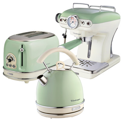 Ariete Vintage 1.7L Kettle with 2 Slice Toaster and 15 Bar Pump Espresso Coffee Machine Set