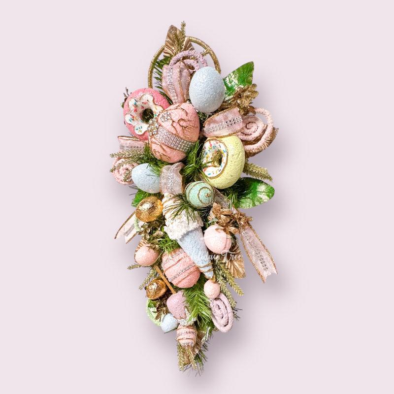 Ornement de Pâques en forme de goutte pastel