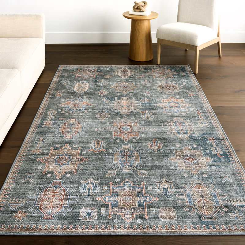 Philomena Medallion SplashGuard Machine Washable Area Rug, Rectangle 4' x 6'