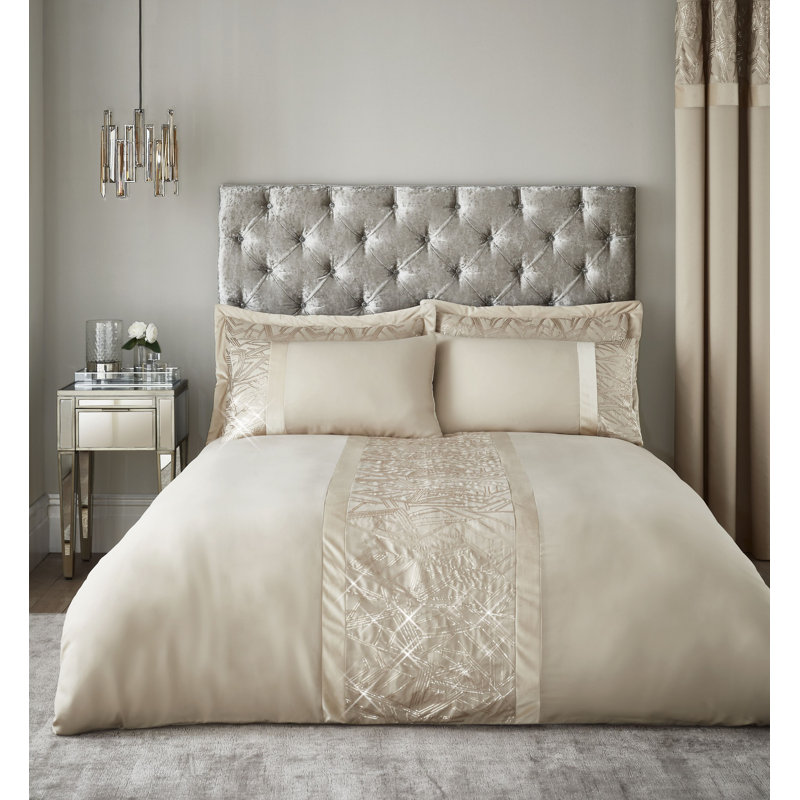 Velvet Sparkle Duvet Cover Set with Pillowcases, 200 x 200cm Duvet Cover + 2 Standard Pillowcases