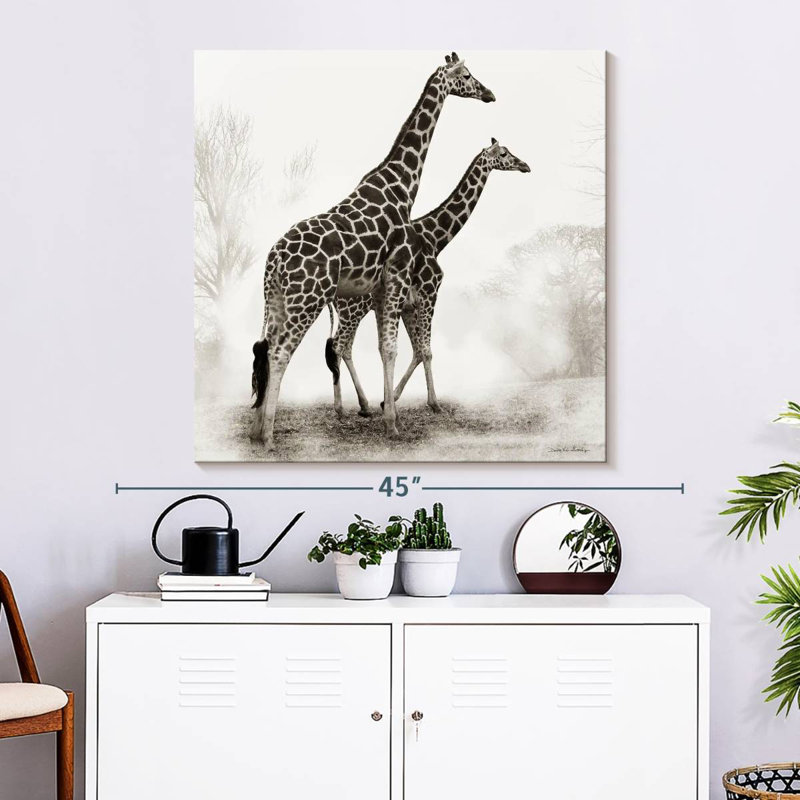 Brampt Wandering Giraffe, 33" H x 33" W