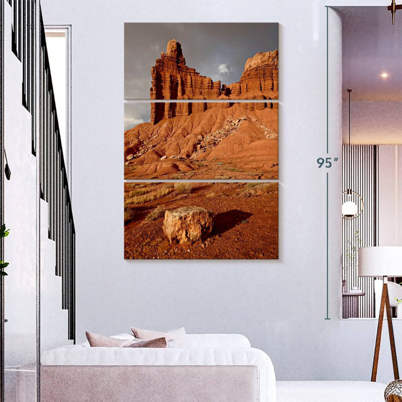 Alvord Chimney Rock dans le récif du Capitole, H 74 po x l 48 po