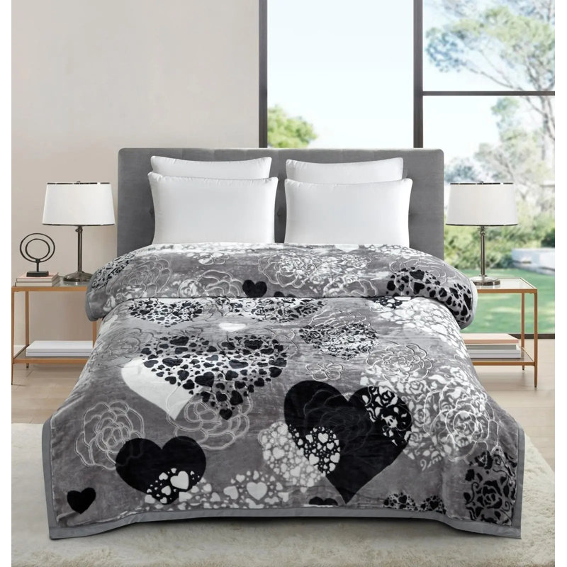 Machine Woven Throw Blanket, Heart Floral