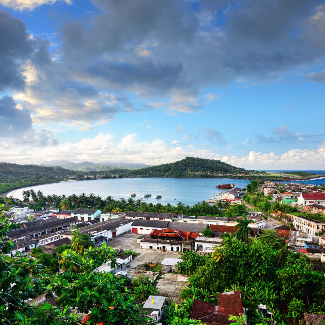 Baracoa Bay, Kuba von Alxpin - Eingewickeltes Leinwand-Set