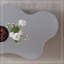 Table basse en forme de nuage avec base robuste