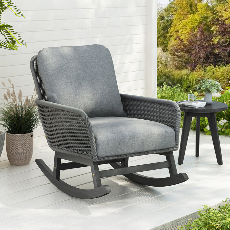 Chaise berçante contemporaine en osier gris minimaliste avec coussins en polyester doux et structure en bois durable (y compris la chaise)
