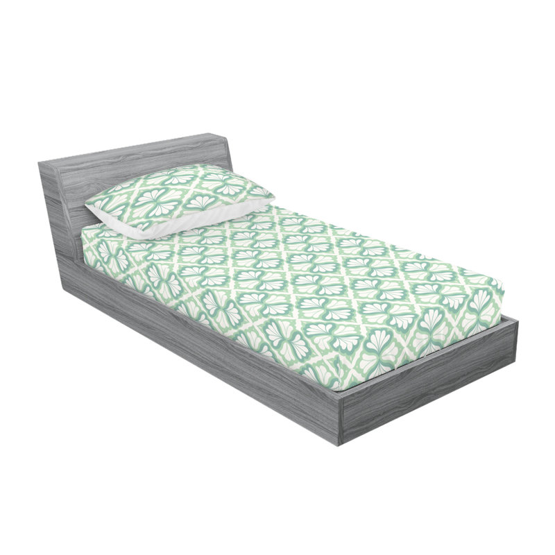 Microfiber Floral Sheet Set, Green/White Minimalist Leaves, King Sheet Set + 2 Pillowcases
