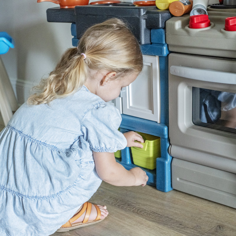 Step2 Modern Metro Toddler Pretend Play Toy Kitchen Set 