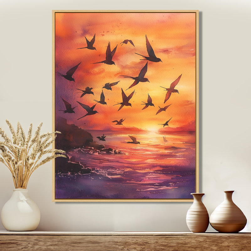 Avighna Swallows Birds At Sunset VI - impressions sur toile, Reproduction avec cadre flottant, H 32 po x l 16 po