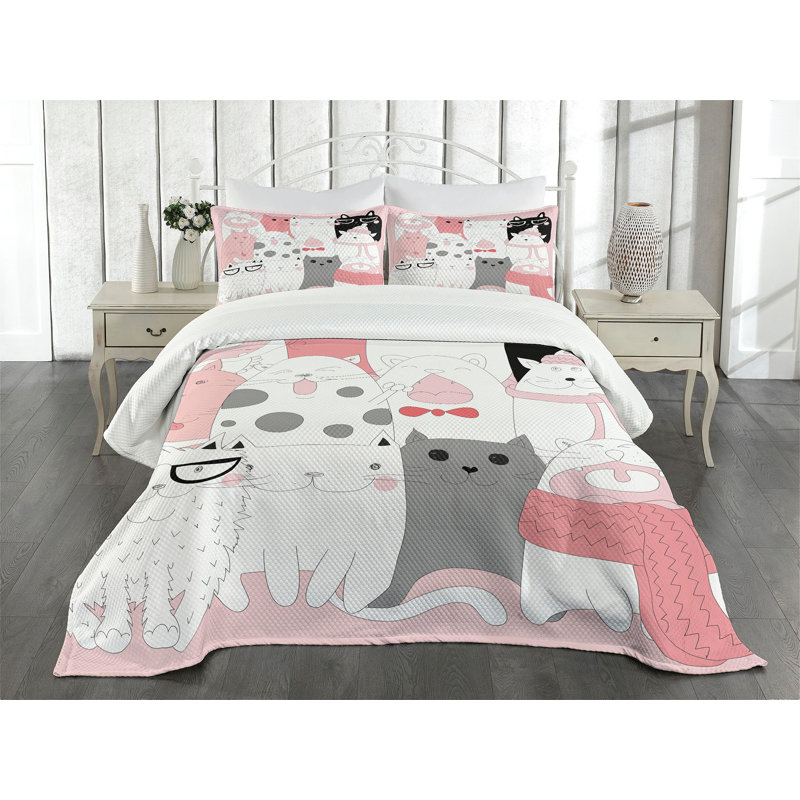 King White Quilted Bedspread Set with Cat Design