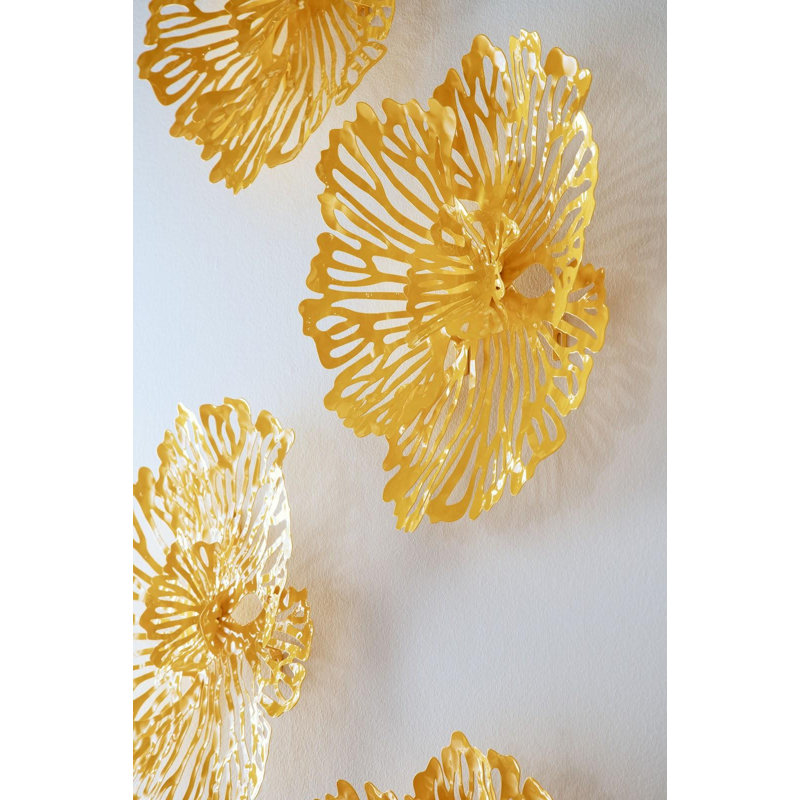 Art mural fleur très petit en métal, Jaune