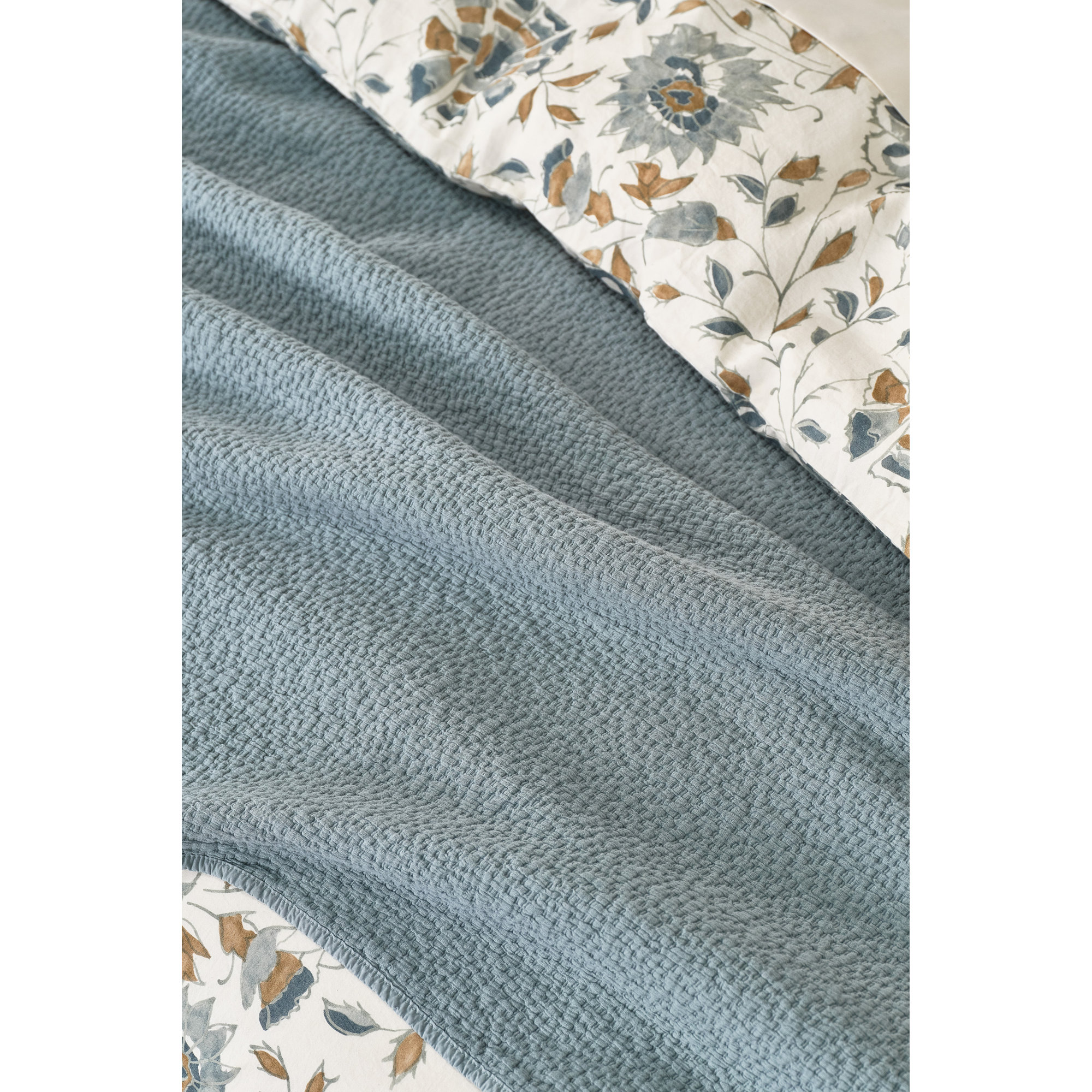 Cascade Cotton Coverlet, Lagoon, Full/Queen Coverlet