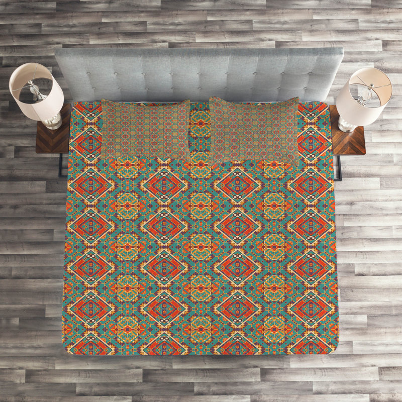Eclectic Polyester Geometric Shapes Coverlet, King Bedspread + 2 Shams