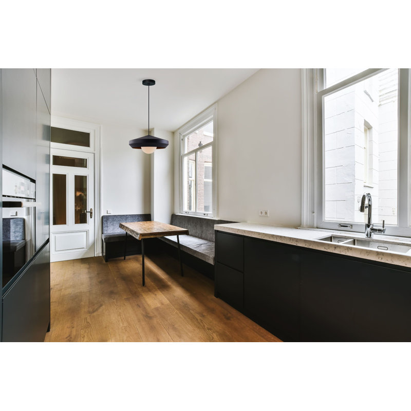Hoxton 50, Noir
