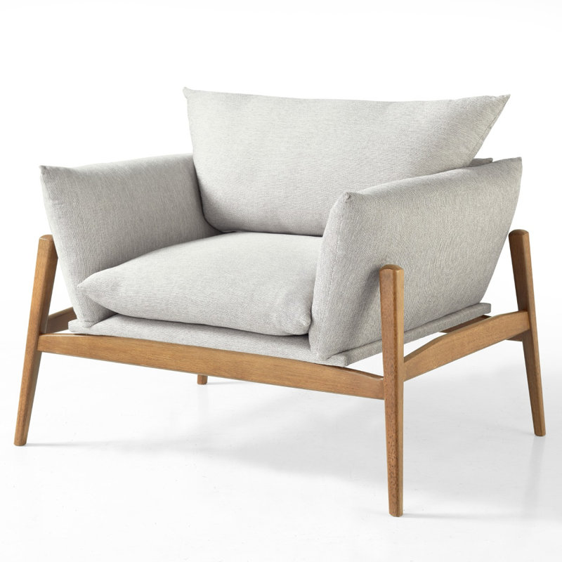 Fauteuil rembourré en bois massif Embrace | 