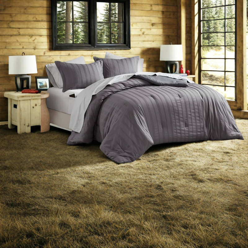 Comfortable Polyester Queen Bedding Sets, Woven Stripes, Minimalist Style, Perfect For Dorm
