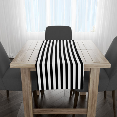 Chemin de table Tott and Eling