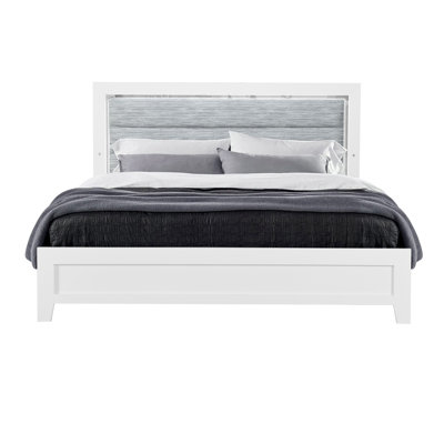 Grand lit blanc avec DEL