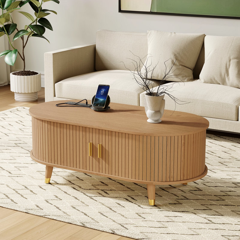 Table basse ovale cannelée en bois de 42,5 po avec station de charge