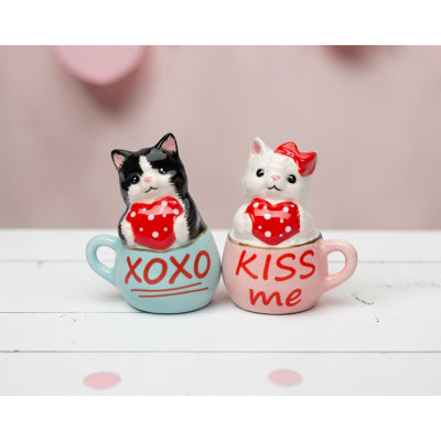 Valentine Cat On Teacups Salt And Pepper