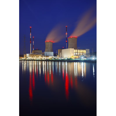Nuclear Power Station by Michaelutech