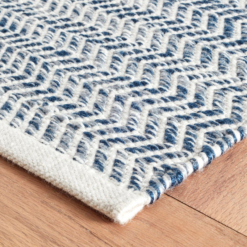 Coastal Blue Handwoven Indoor/Outdoor Rug, Rectangle 5' x 8'