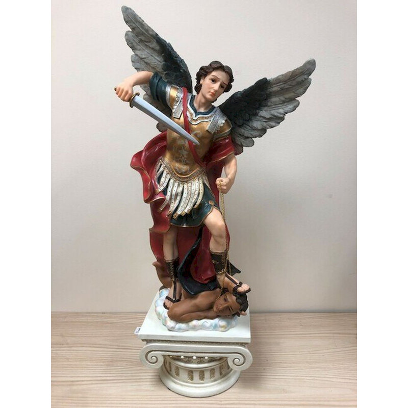 Statue Encarnacion St. Michael