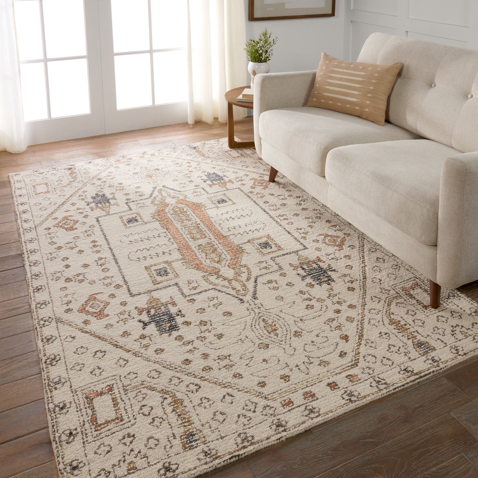 Murphie Handmade Medallion Ivory/Red Area Rug, Rectangle 10' x 14'