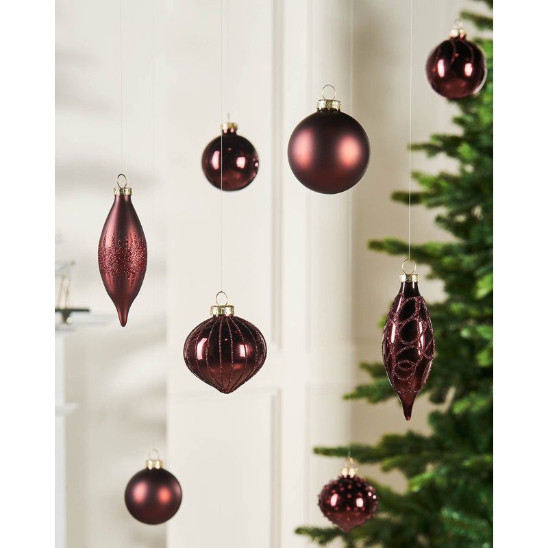 11.61cm Solid Colour Plastic / Acrylic Bauble, Burgundy
