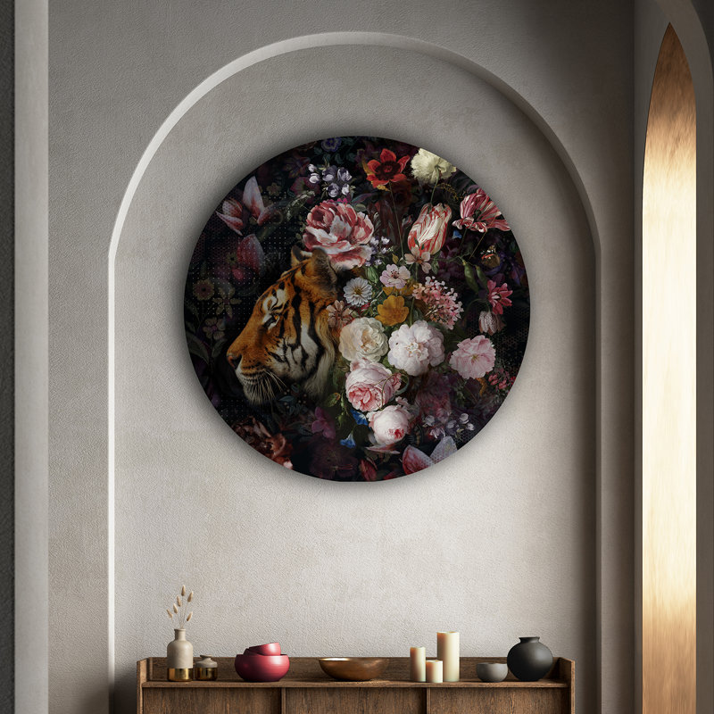 Hear me Roar Wallcircle, 100cm H x 100cm W x 0.5 cm D