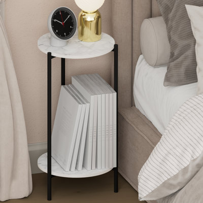 Table de chevet ronde haute à 2 niveaux avec pattes en métal, table d'appoint étroite avec tablette ouverte et structure en métal, idéale pour la chambre, le dressing ou le salon, fini marbre blanc.