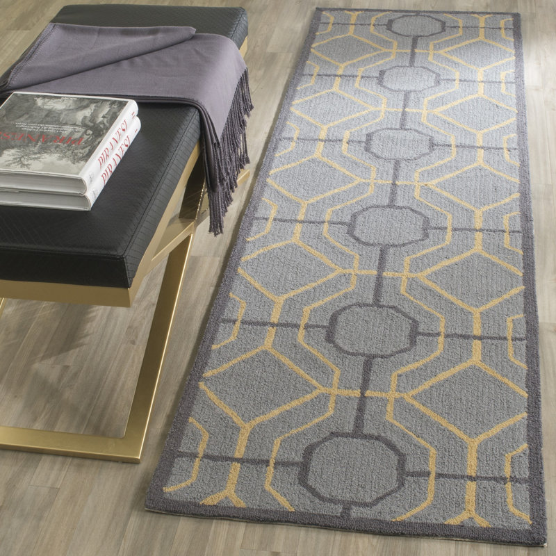 Tapis gris crocheté à la main Naya, Tapis de couloir 2 pi 3 po x 8 pi