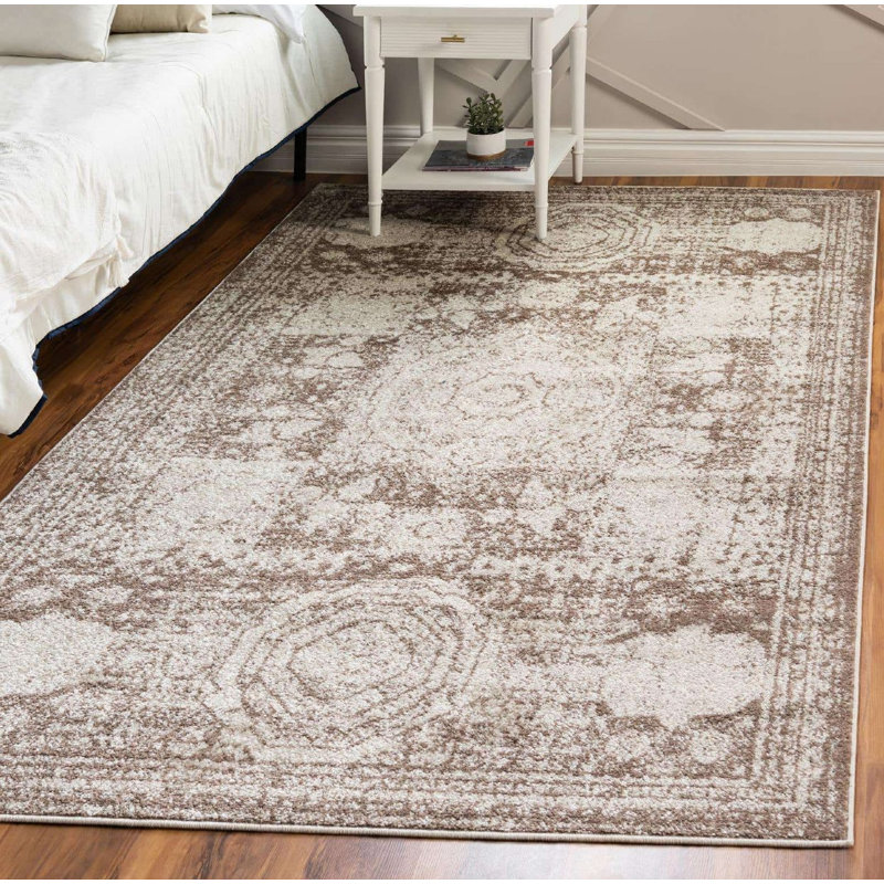 Vienna Oriental Indoor Rug, Rectangle 7' x 10'