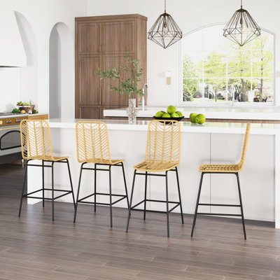 Tabourets de bar 26 po à hauteur de comptoir de 4, îlots de cuisine, siège et dossier jaunes pour circulation d'air, tabourets à structure et repose-pieds en acier, espace de tranquillité respirant, repose-pieds