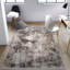 Tapis abstrait rectangulaire en polyester tissé à la machine beige / brun / crème-529881266