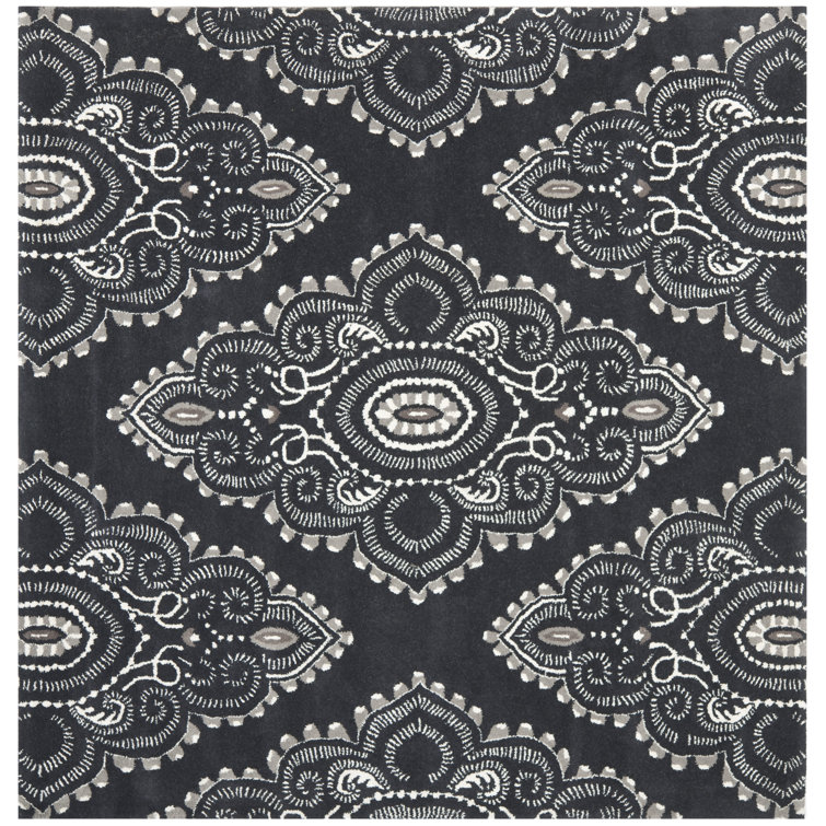 Kouerga bHand Tufted Wool Geometric Rug