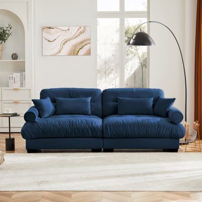 Grand canapé moderne avec accoudoirs rembourrés, canapé en velours avec oreillers lombaires et coussins décoratifs, idéal pour le salon, le loft, les espaces de travail, le corridor et la chambre.