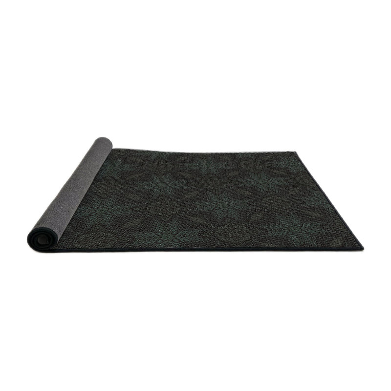 Tapis noir, Rond 8 pi